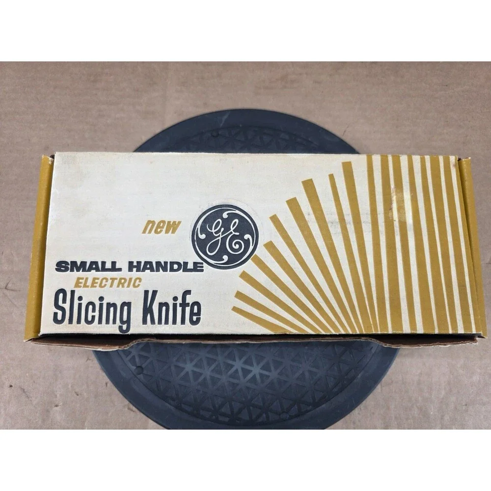 NIB- VTG 70s General Electric GE Electric Slicing Knife EK9